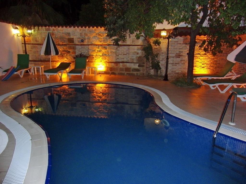 אנטליה Kaleici Ozkavak Hotel מראה חיצוני תמונה